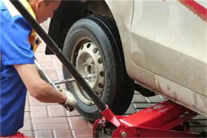 溪湖附近拖车24小时服务热线电话